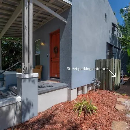 Ultimate Man Cave Garage Studio Minutes To Whatever You Do Tampa Extérieur photo