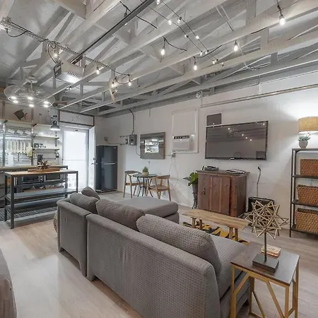 Ultimate Man Cave Garage Studio Minutes To Whatever You Do Tampa Extérieur photo