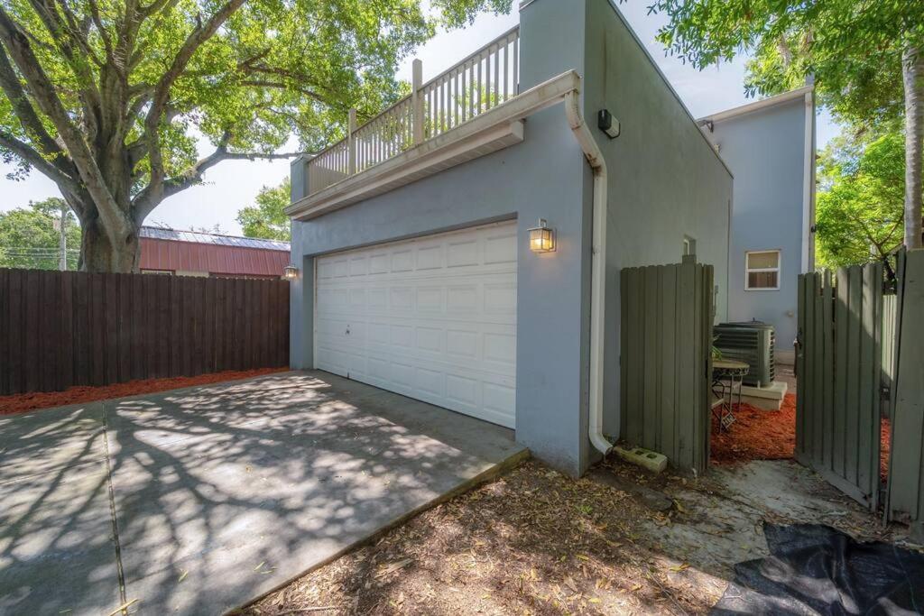 Ferienhaus Ultimate Man Cave Garage Minutes To Whatever Do